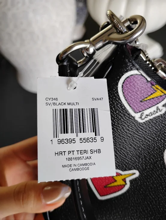 🔥COACH New CY346 Teri Shoulder Bag with Heart Bolt Print Black Multi - Picture 7 of 7